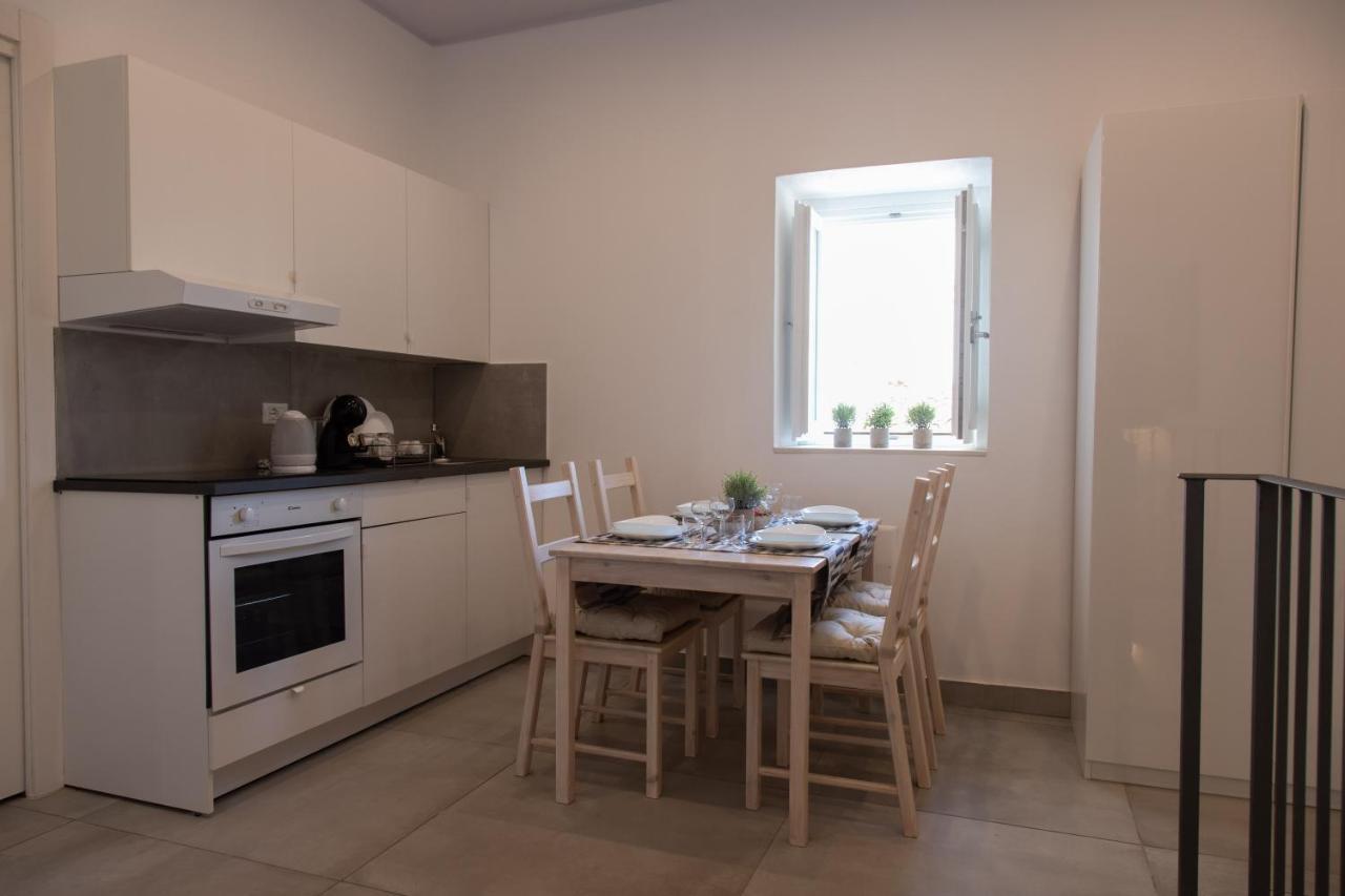 Le Grazie Romantic House By Dimore Trinacria Syracuse Bagian luar foto